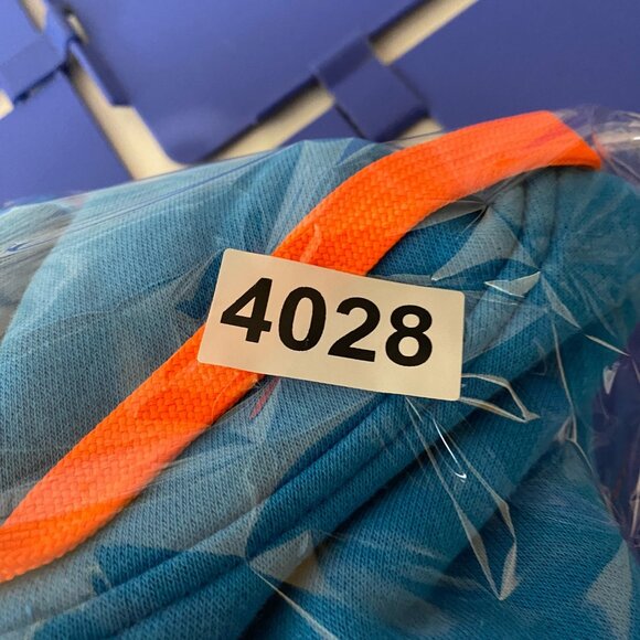 Under Armour Hoodie Sweatshirt mens Large Blue Orange Outdoors Workout Gym Warm - Picture 12 of 12